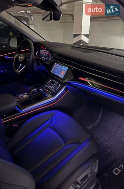 Внедорожник / Кроссовер Audi Q7 2022 в 