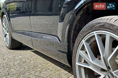 Внедорожник / Кроссовер Audi Q7 2018 в 