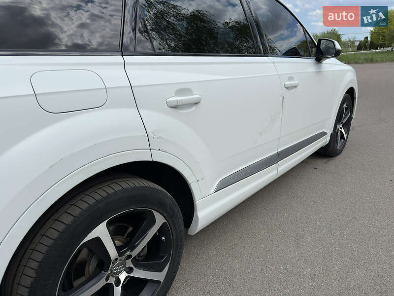Внедорожник / Кроссовер Audi Q7 2016 в Шептицькому