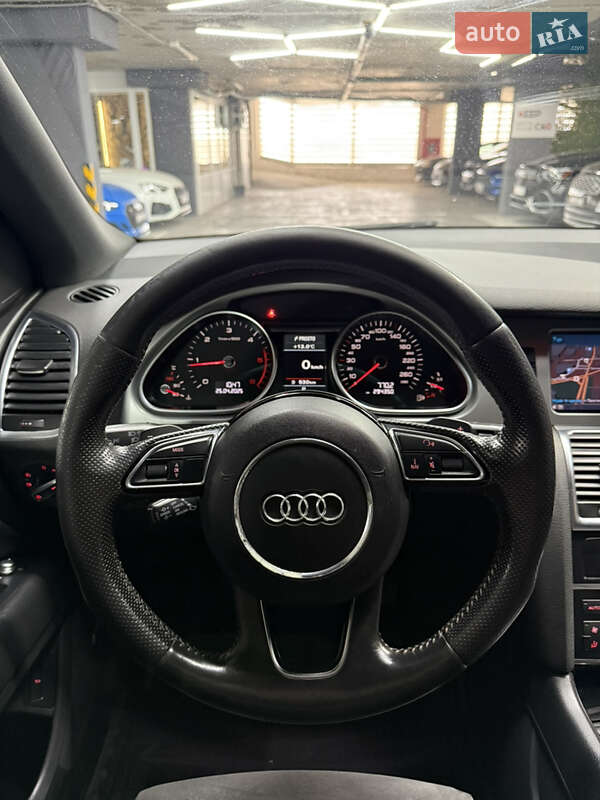 Позашляховик / Кросовер Audi Q7 2015 в Одесі