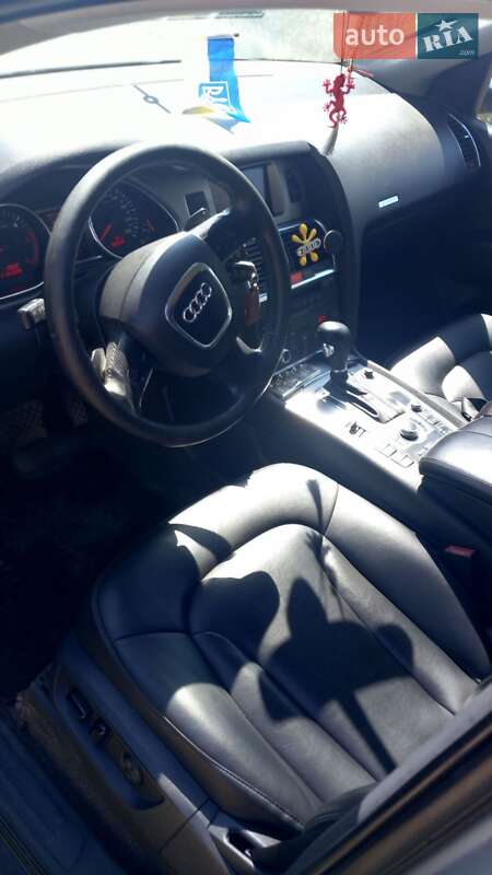 Внедорожник / Кроссовер Audi Q7 2007 в Каменец-Подольском