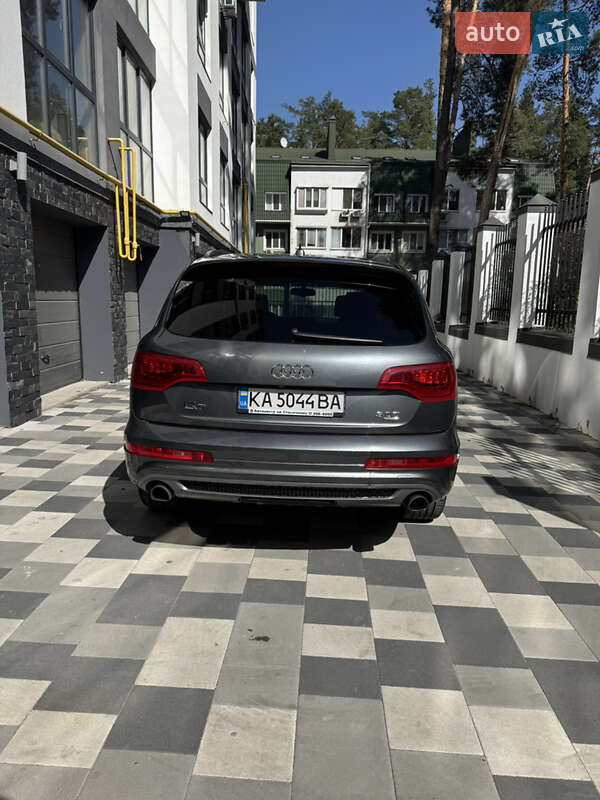 Внедорожник / Кроссовер Audi Q7 2015 в Ирпене