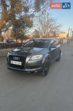Внедорожник / Кроссовер Audi Q7 2015 в 