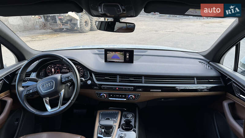 Позашляховик / Кросовер Audi Q7 2016 в Запоріжжі