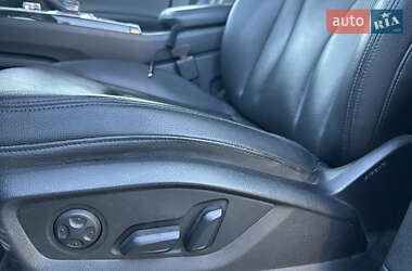 Позашляховик / Кросовер Audi Q7 2016 в 