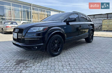 Внедорожник / Кроссовер Audi Q7 2013 в 