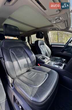 Внедорожник / Кроссовер Audi Q7 2015 в 
