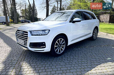 Внедорожник / Кроссовер Audi Q7 2018 в 