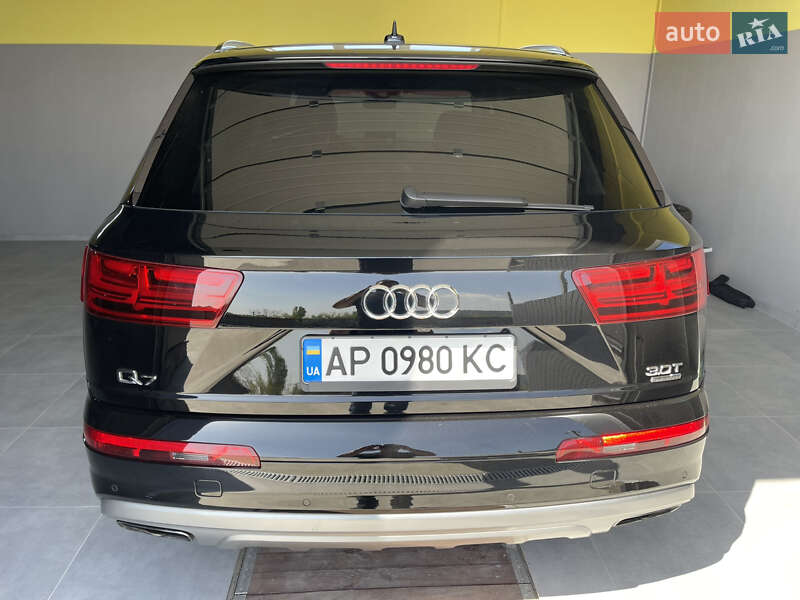 Внедорожник / Кроссовер Audi Q7 2017 в Запорожье