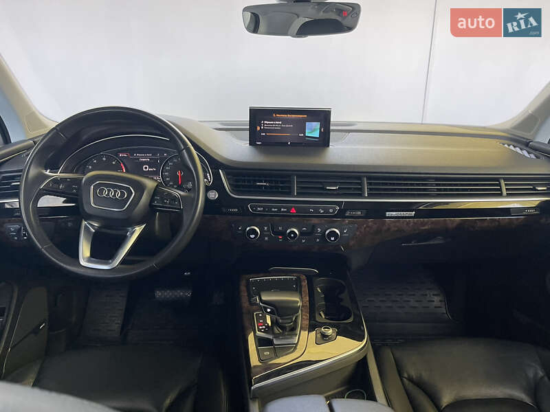 Внедорожник / Кроссовер Audi Q7 2017 в Запорожье