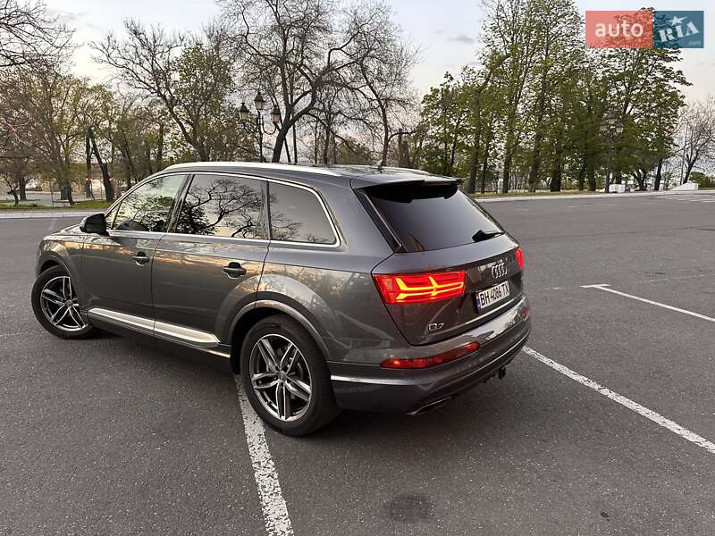 Внедорожник / Кроссовер Audi Q7 2018 в Одессе фото 7 Внедорожник / Кроссовер Audi Q7 2018 в Одессе