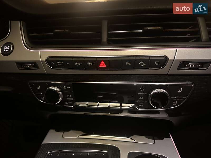 Внедорожник / Кроссовер Audi Q7 2018 в Одессе фото 25 Внедорожник / Кроссовер Audi Q7 2018 в Одессе