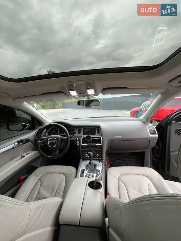 Позашляховик / Кросовер Audi Q7 2009 в Києві фото 16 Позашляховик / Кросовер Audi Q7 2009 в Києві