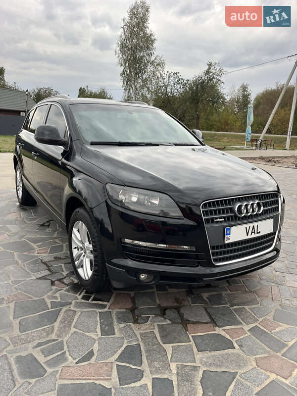 Позашляховик / Кросовер Audi Q7 2009 в Києві фото 22 Позашляховик / Кросовер Audi Q7 2009 в Києві