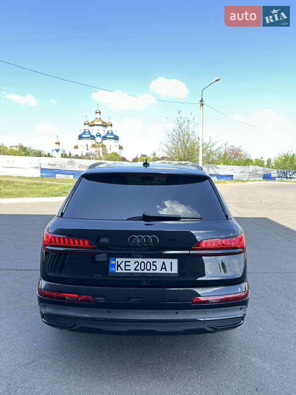 Внедорожник / Кроссовер Audi Q7 2020 в Кривом Роге