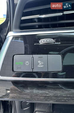 Внедорожник / Кроссовер Audi Q7 2020 в 