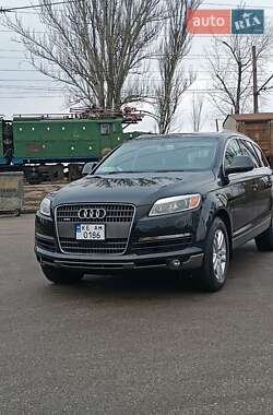 Позашляховик / Кросовер Audi Q7 2007 в Нікополі