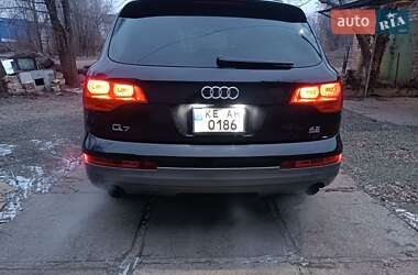 Внедорожник / Кроссовер Audi Q7 2007 в 