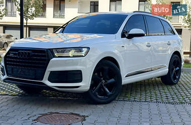 Позашляховик / Кросовер Audi Q7 2016 в Івано-Франківську