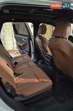 Внедорожник / Кроссовер Audi Q7 2020 в 