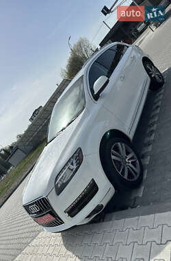 Внедорожник / Кроссовер Audi Q7 2014 в 