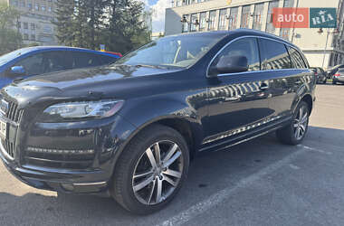 Внедорожник / Кроссовер Audi Q7 2012 в 