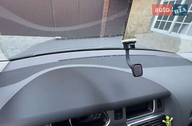 Позашляховик / Кросовер Audi Q7 2011 в Острозі
