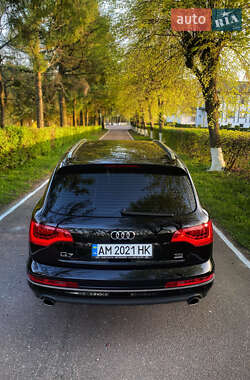 Внедорожник / Кроссовер Audi Q7 2013 в 