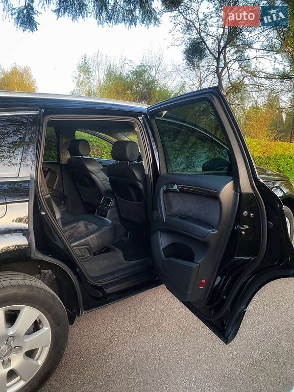 Внедорожник / Кроссовер Audi Q7 2013 в Киеве