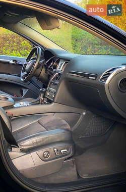 Внедорожник / Кроссовер Audi Q7 2013 в 