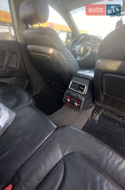 Позашляховик / Кросовер Audi Q7 2007 в 