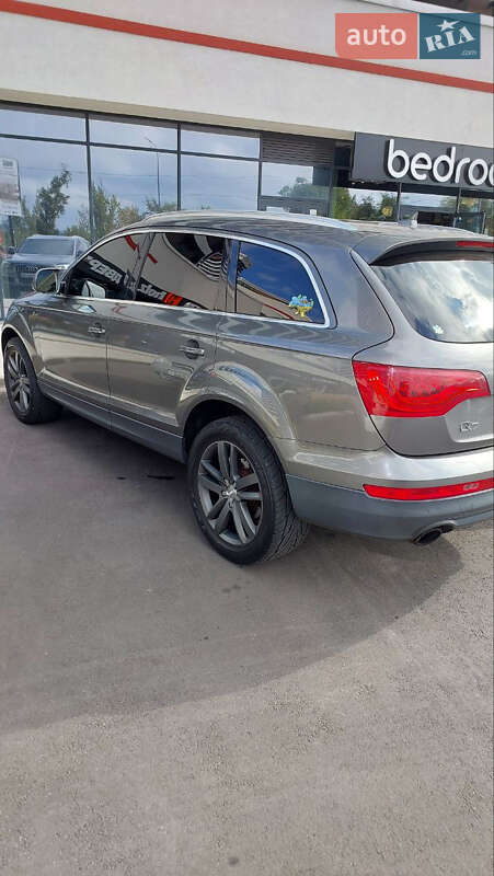 Внедорожник / Кроссовер Audi Q7 2012 в Киеве
