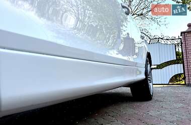 Позашляховик / Кросовер Audi Q7 2012 в 