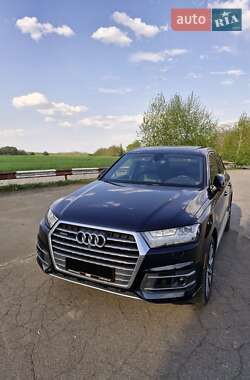 Audi Q7 2016