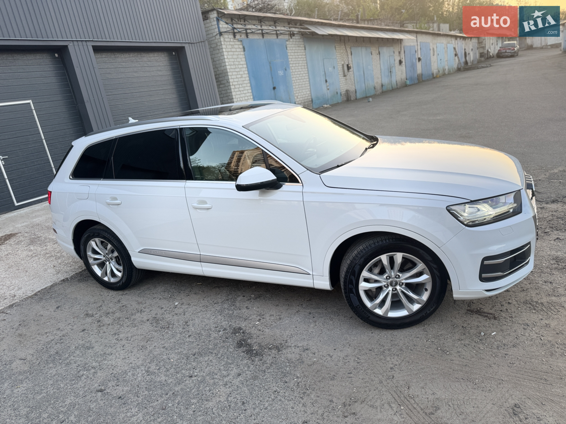 2019 Audi Q7 - мініатюра 16