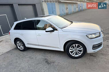 Внедорожник / Кроссовер Audi Q7 2019 в 