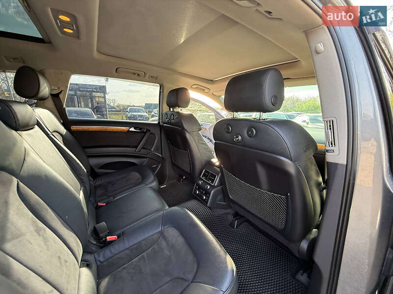 Внедорожник / Кроссовер Audi Q7 2011 в Умани