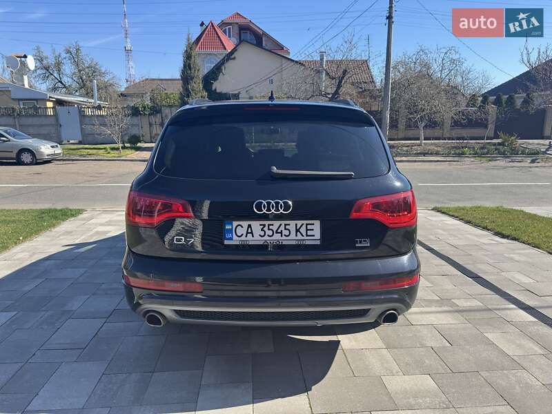 Внедорожник / Кроссовер Audi Q7 2013 в Черкассах