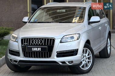 Внедорожник / Кроссовер Audi Q7 2010 в 