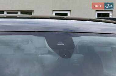 Внедорожник / Кроссовер Audi Q7 2016 в 