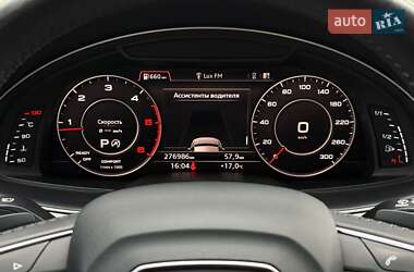 Внедорожник / Кроссовер Audi Q7 2016 в 