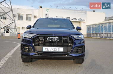 Внедорожник / Кроссовер Audi Q7 2020 в 