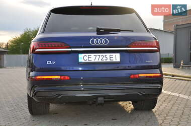 Внедорожник / Кроссовер Audi Q7 2020 в 