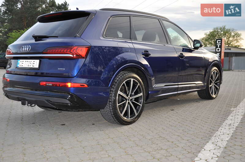 Позашляховик / Кросовер Audi Q7 2020 в Чернівцях