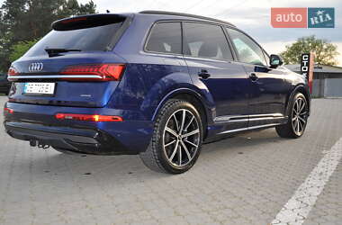 Внедорожник / Кроссовер Audi Q7 2020 в 