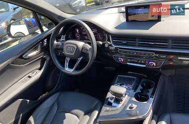 Внедорожник / Кроссовер Audi Q7 2019 в 