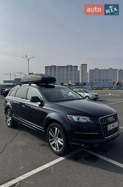 Позашляховик / Кросовер Audi Q7 2010 в 