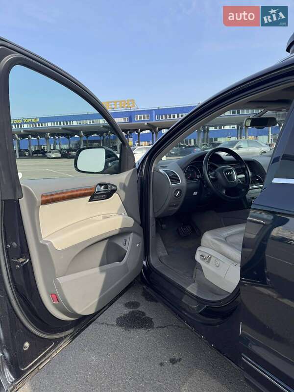 Внедорожник / Кроссовер Audi Q7 2010 в Киеве фото 31 Внедорожник / Кроссовер Audi Q7 2010 в Киеве