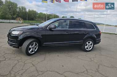 Позашляховик / Кросовер Audi Q7 2013 в 