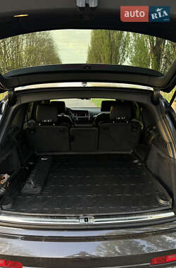 Внедорожник / Кроссовер Audi Q7 2013 в 